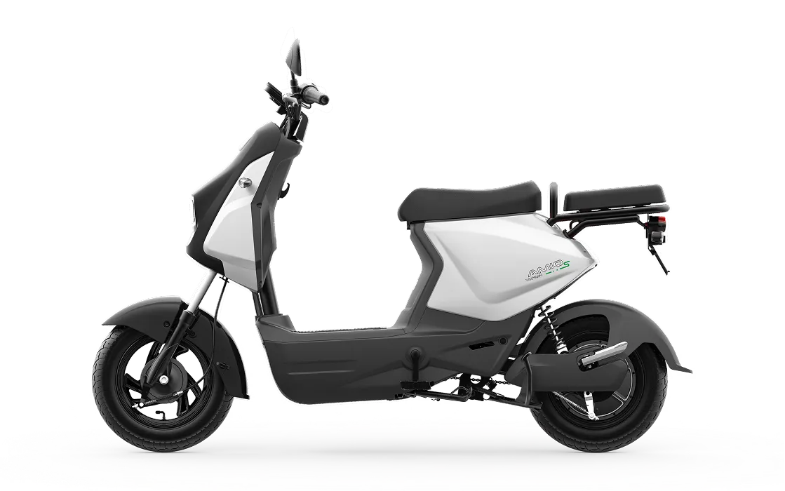 amio-s-white